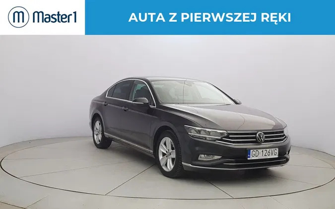 volkswagen passat sieradz Volkswagen Passat cena 99850 przebieg: 145777, rok produkcji 2020 z Sieradz